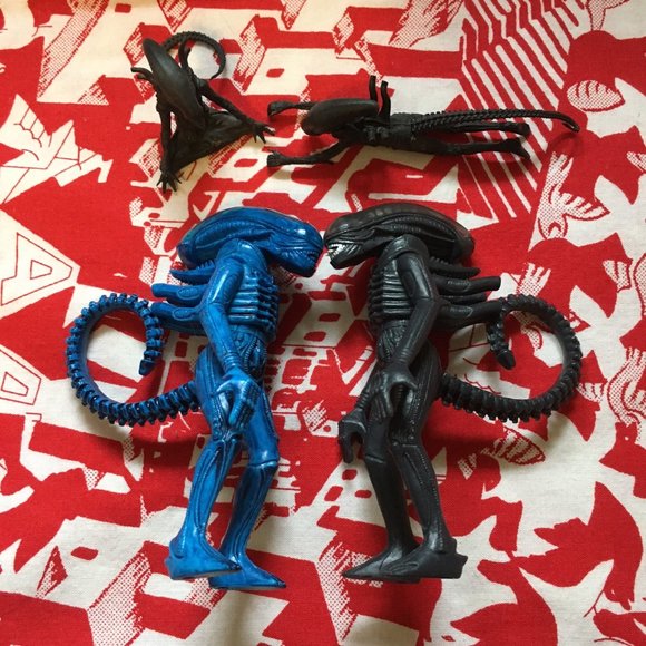 Super 7 ReAction Blue Dwarf Star ALIEN Blind Box Action Figure - Picture 7 of 7